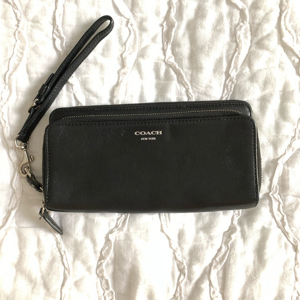 Coach - Double Zip Wallet - Black